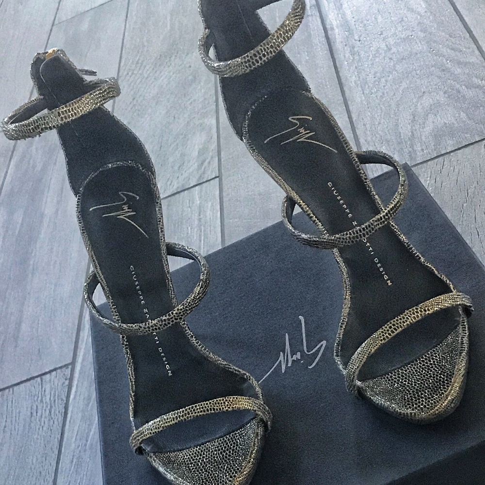Giuseppe Zanotti Harmony 3-Strap Sandal